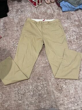 Men's Tan Chino Pants - Straight Fit